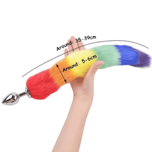 Lade das Bild in den Galerie-Viewer, Buttplug mit metallischem Schwanz in Regenbogenfarben BDSM