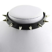 Load image into Gallery viewer, Vintage Leather Studded Collar