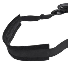 Charger l'image dans la galerie, Balançoire BDSM suspendue montée sur porte BDSM