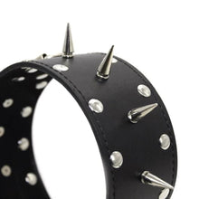 Charger l'image dans la galerie, Collier barbelé en cuir noir avec laisse