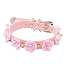 Charger l'image dans la galerie, Collier mignon à fleurs et pointes