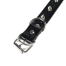 Charger l'image dans la galerie, Collier pendentif talisman gothique noir