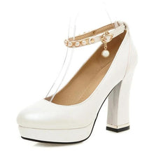 Charger l'image dans la galerie, Escarpins à talons carrés « Sissy Amy »