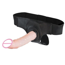 Lade das Bild in den Galerie-Viewer, Dickvergrößernder hohler Strap-On 6-Zoll