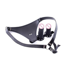 Lade das Bild in den Galerie-Viewer, Stopffolter mit doppelseitigem Strap-On, BDSM