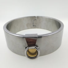 Load image into Gallery viewer, Submissive Slave Collar with Padlock
