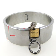 Load image into Gallery viewer, Submissive Slave Collar with Padlock