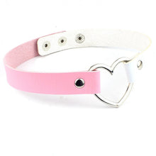 Charger l'image dans la galerie, Collier en cuir coeur BDSM