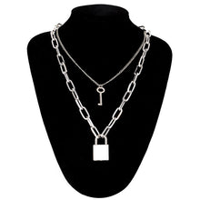 Charger l'image dans la galerie, Collier de soumission avec cadenas BDSM DDLG