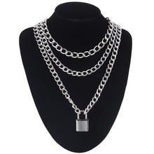 Charger l'image dans la galerie, Collier de soumission avec cadenas BDSM DDLG