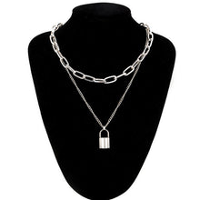 Charger l'image dans la galerie, Collier de soumission avec cadenas BDSM DDLG
