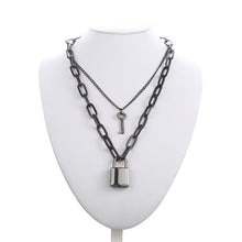 Charger l'image dans la galerie, Collier de soumission avec cadenas BDSM DDLG