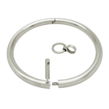 Load image into Gallery viewer, Submissive Lockable Slave Collar