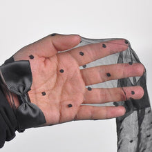 Lade das Bild in den Galerie-Viewer, Gepunktete Oberschenkelstrümpfe