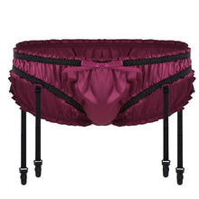 Charger l'image dans la galerie, Culotte en satin avec porte-jarretelles "Sissy Susan"