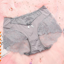 Charger l'image dans la galerie, Culotte en dentelle « Sissy Morgan »
