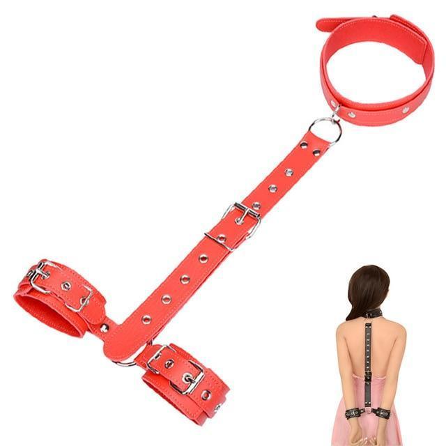 Sissy-Sklavin, Hände, Halsband, Fessel, BDSM – sissyloving