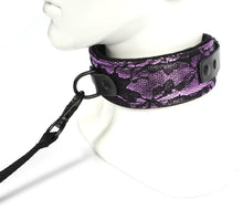 Charger l'image dans la galerie, Collier de bondage en dentelle et velours BDSM