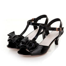 Lade das Bild in den Galerie-Viewer, Sissy Shoes – Sandalen mit Schleife