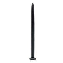 Lade das Bild in den Galerie-Viewer, Penisplug aus Silikon mit Nagelmotiv BDSM