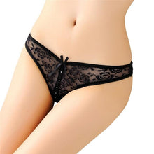 Charger l'image dans la galerie, Culotte en dentelle "Sissy Genevieve"