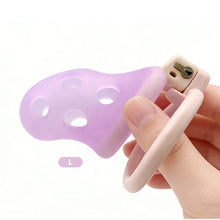 Charger l'image dans la galerie, Fresh Soft Rubber Chastity Cage 2
