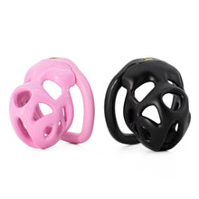 Lade das Bild in den Galerie-Viewer, Hera's Invisible Male Chastity Cage
