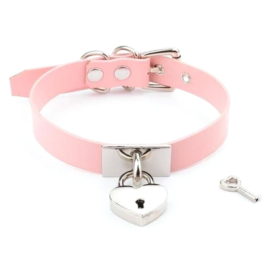 Trendy Heartsy Locking Day Collar, gallery view 3