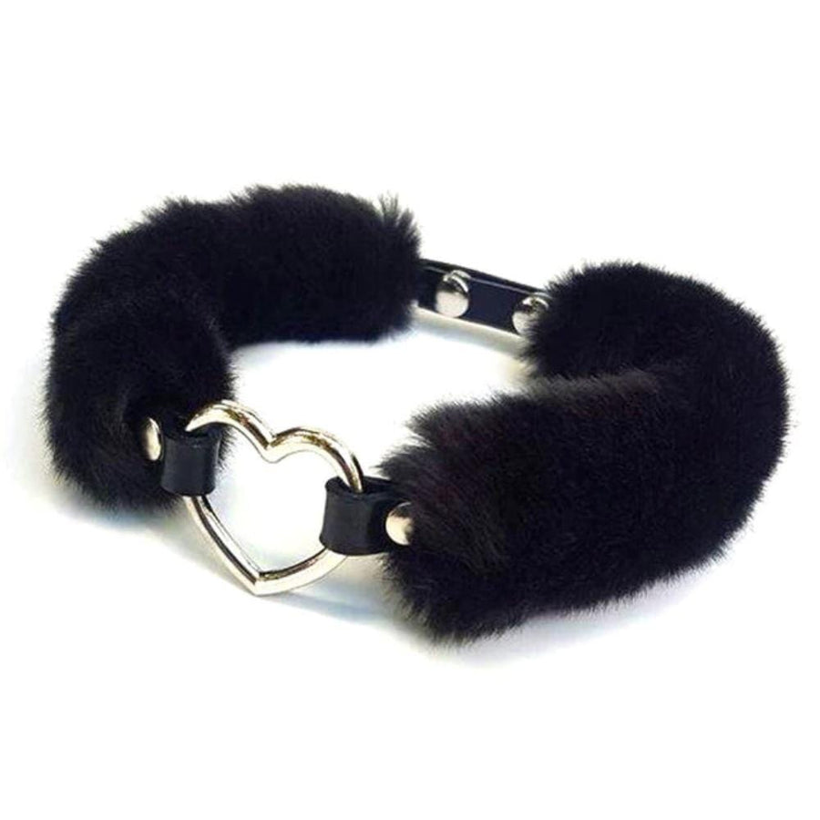 Women's Adjustable Fuzzy Tickle Collar product view