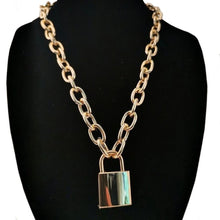 Lade das Bild in den Galerie-Viewer, 2023 Chain of Slavery Verschlussschmuck

