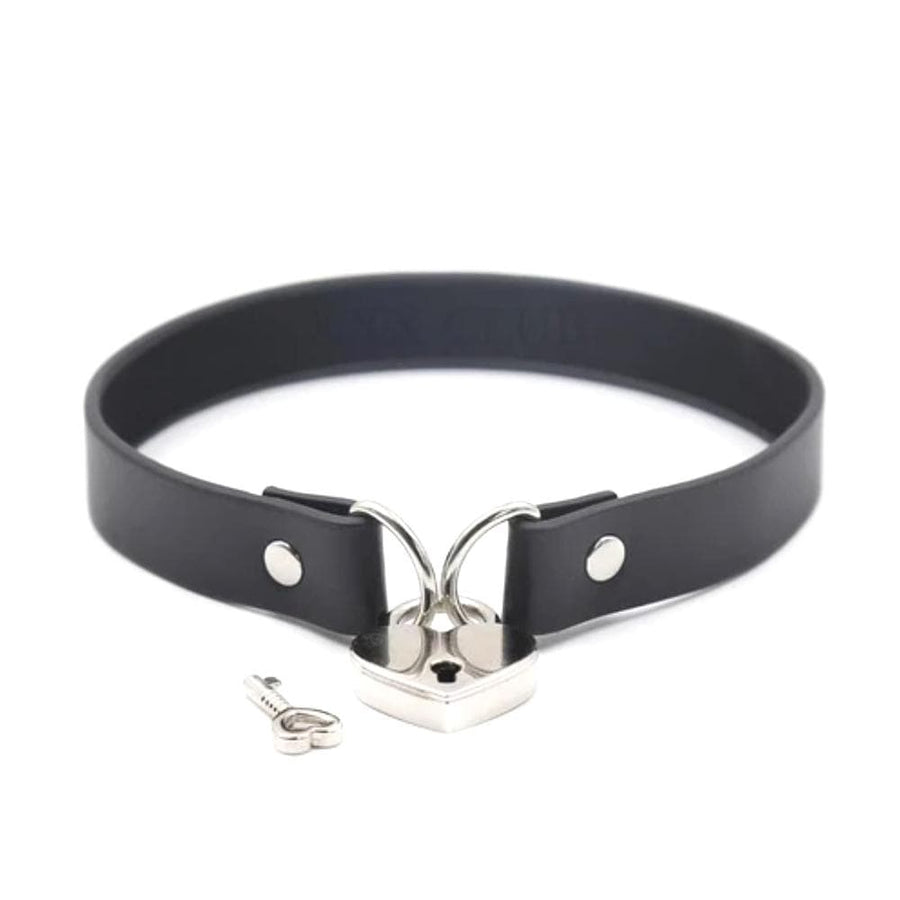 BDSM Flirting Heart Locking Collar product view