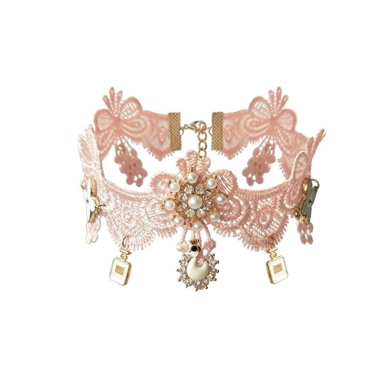 Collier ras du cou en dentelle « Sissy Lucy »