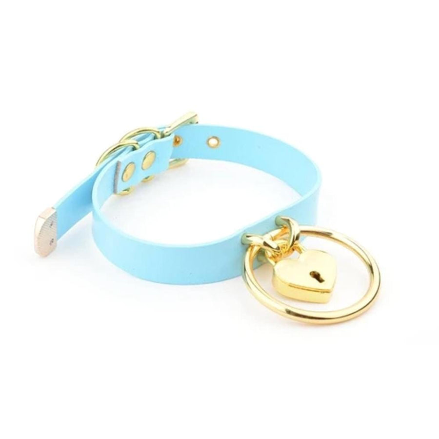 Golden Kawaii Heart Locking Collar, gallery view 3