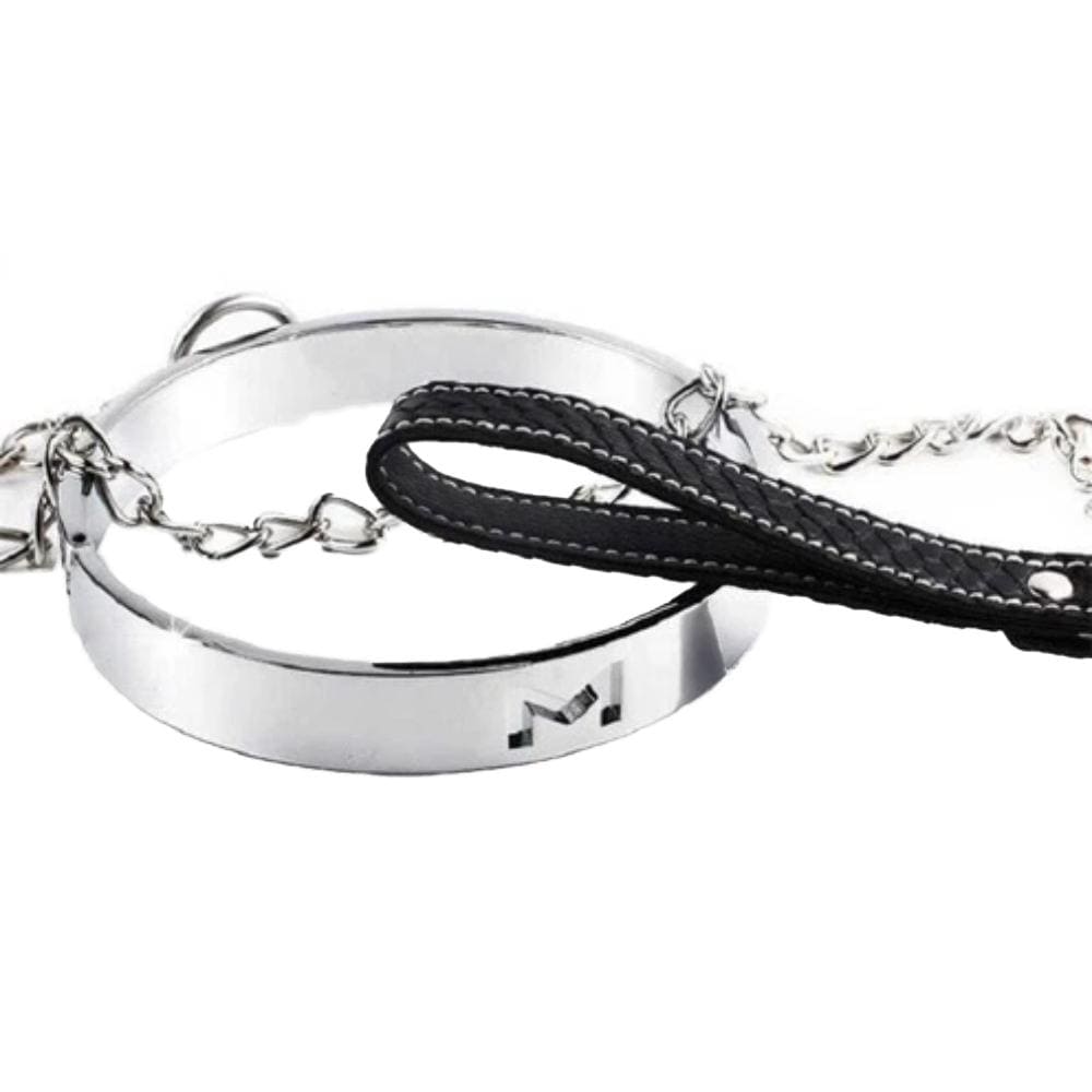 Das beliebteste Metall-Bondage-Halsband des Meisters