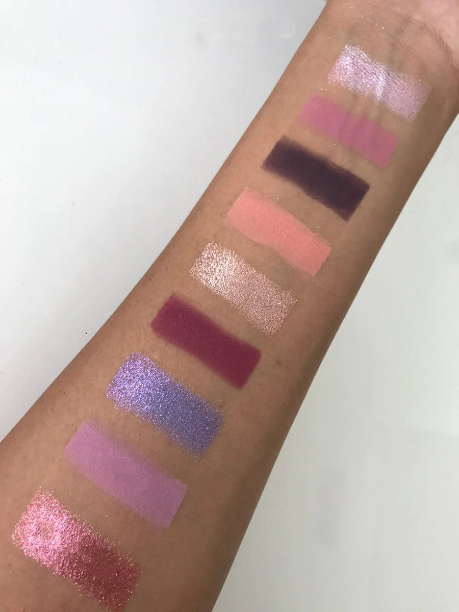 18 Color Eyeshadow Palette, gallery view 3