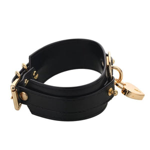 Sissy Choker mit herzförmigem Schloss BDSM 