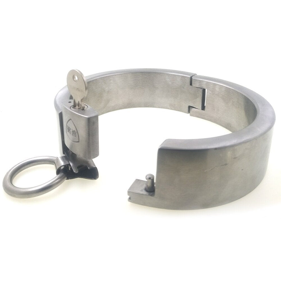 Submissive Slave Collar with Padlock, gallery view 3
