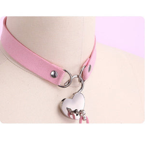 "Key To My Heart" Collar & Lock Set