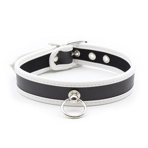 Sklavenhalsband aus Leder für BDSM