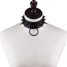 Lade das Bild in den Galerie-Viewer, Unterwürfiges Halsband mit Stacheln

