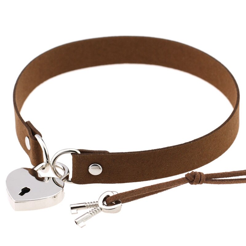 "Key To My Heart" Collar & Lock Set, gallery view 4
