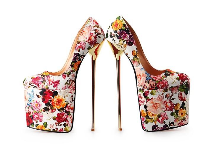 "Sissy Amanda" Platform Pumps, gallery view 8