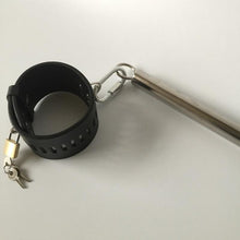 Lade das Bild in den Galerie-Viewer, Sexsklavin, Folter, Bondage, Pranger, BDSM
