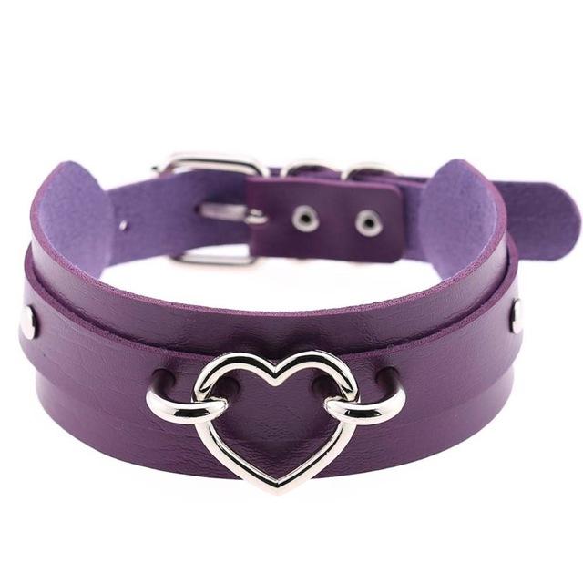 Sissy Vicky Heart Choker, gallery view 3