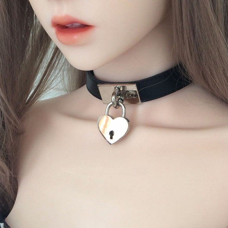 Lockable Choker w/ Heart Shaped Lock, gallery view 2