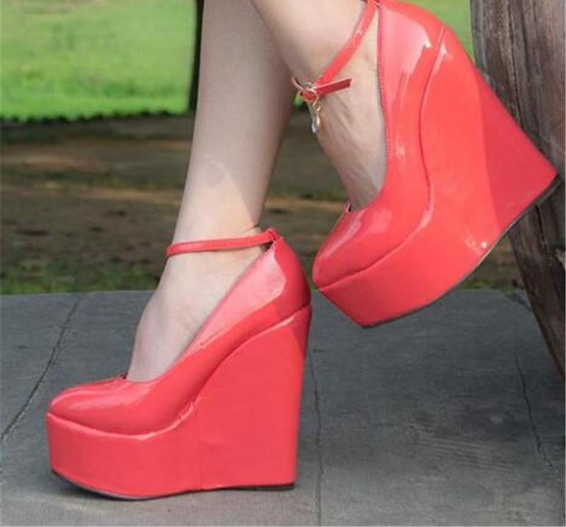 "Sissy Lucy" Wedge Pumps, gallery view 4