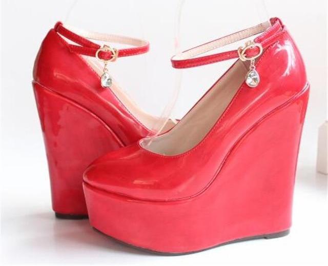 "Sissy Lucy" Wedge Pumps, gallery view 3