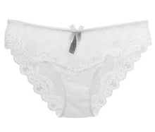 Charger l&#39;image dans la galerie, Culotte en dentelle &quot;Sissy Veronica&quot;
