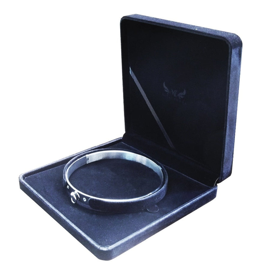 Submissive Gem Choker Necklace, gallery view 3